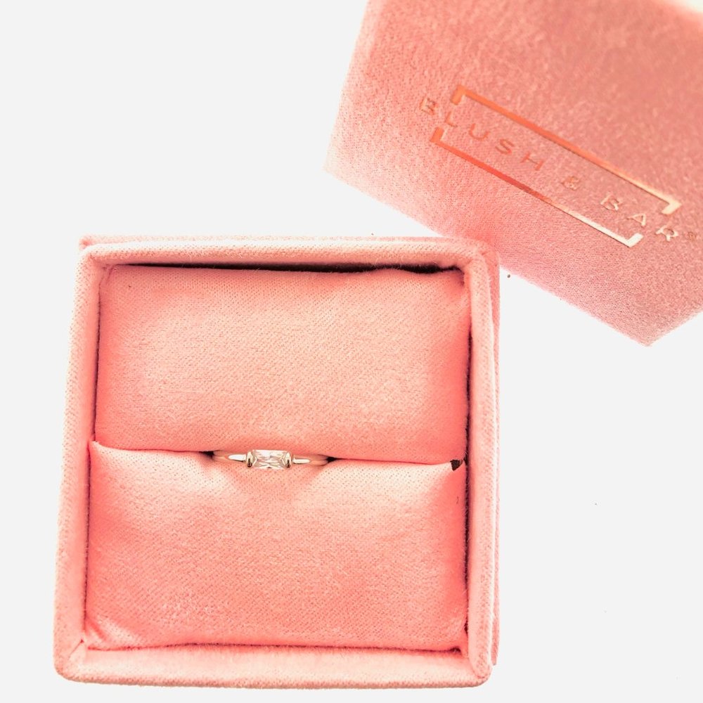 Women's Blush & Bar Silver Moonie Glass Ring